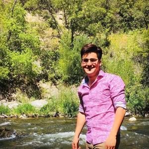 Meet your Posher, Alvaro